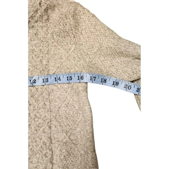 American Eagle Hooded Grey Boho Pullover Cable Knit Sweater Size XS - Picture 6 of 8